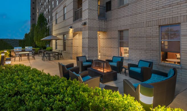 Residence Inn St. Louis Downtown Exterior