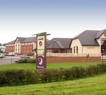 Premier Inn Stafford North (Spitfire) Exterior