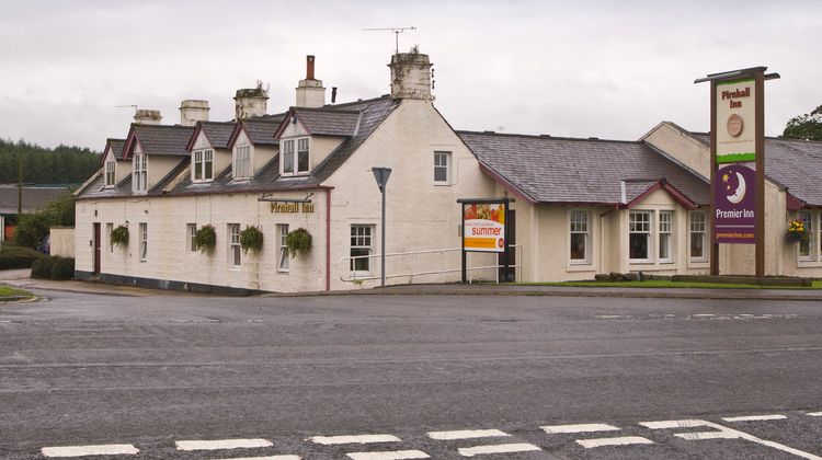 Premier Inn Stirling South Exterior
