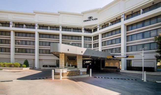 Crowne Plaza Executive Ctr Baton Rouge Exterior