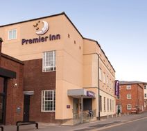 Premier Inn Stratford Upon Avon Exterior