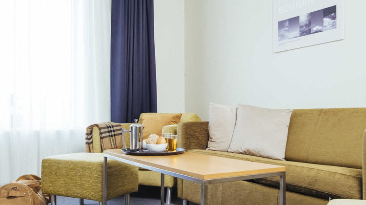 Union Hotel Room