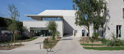 Fleur de Loire Exterior