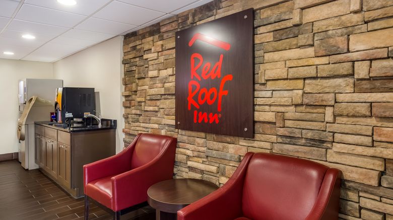 <b>Red Roof Inn Allentown South Lobby</b>. Images powered by <a href="https://www.leonardoworldwide.com/" title="Leonardo Worldwide" target="_blank">Leonardo</a>.