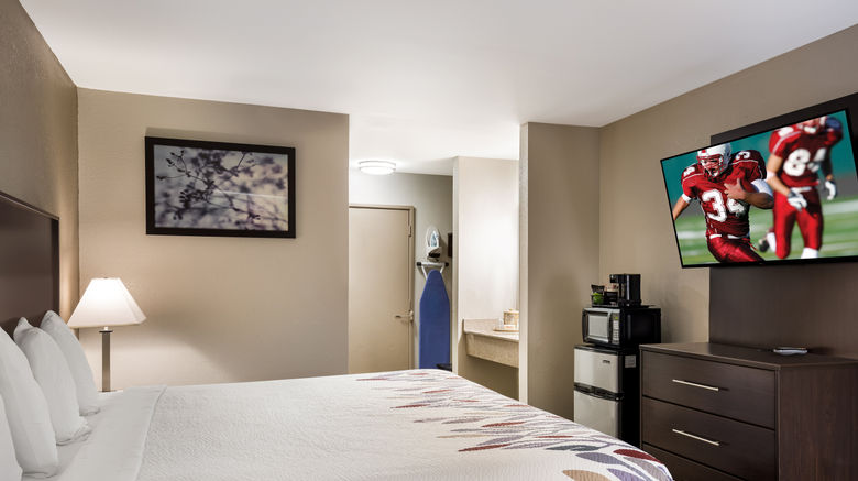 <b>Red Roof Inn Allentown South Room</b>. Images powered by <a href="https://www.leonardoworldwide.com/" title="Leonardo Worldwide" target="_blank">Leonardo</a>.