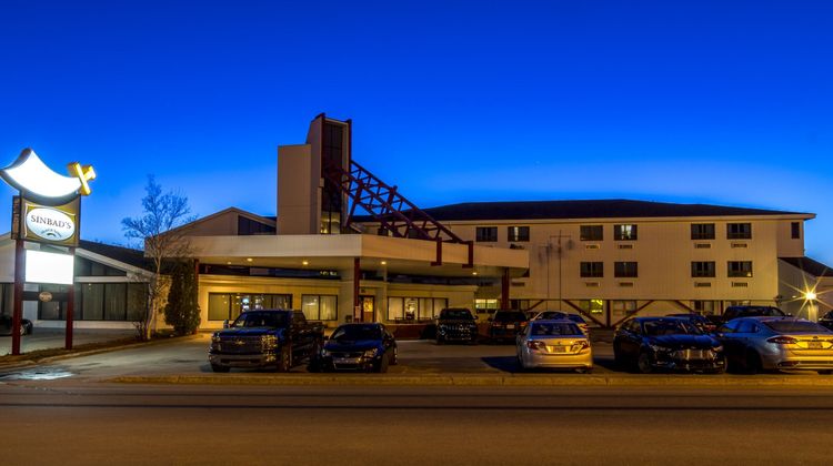 Sinbad's Hotel & Suites Exterior