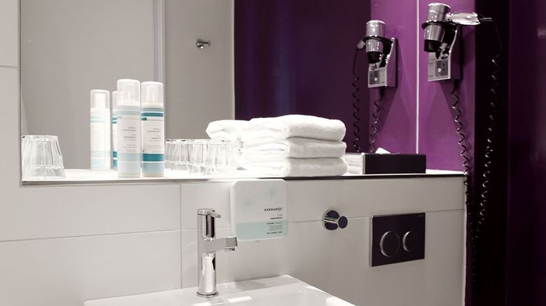 <b>Absalon Hotel Copenhagen Room</b>. Images powered by <a href="https://www.leonardoworldwide.com/" title="Leonardo Worldwide" target="_blank">Leonardo</a>.