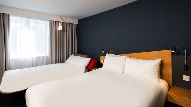 Holiday Inn Express Salford Quays Room