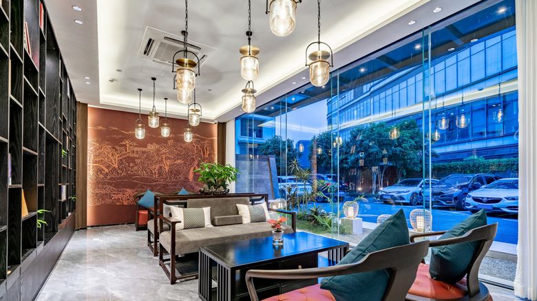 <b>Rezen Dong Hotel Hangzhou Lobby</b>. Images powered by <a href="https://www.leonardoworldwide.com/" title="Leonardo Worldwide" target="_blank">Leonardo</a>.