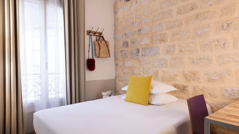 <b>Hotel Le Regent Montmartre Room</b>. Images powered by <a href="https://www.leonardoworldwide.com/" title="Leonardo Worldwide" target="_blank">Leonardo</a>.