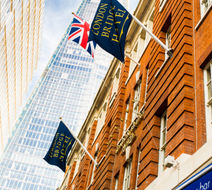 London Bridge Hotel Exterior