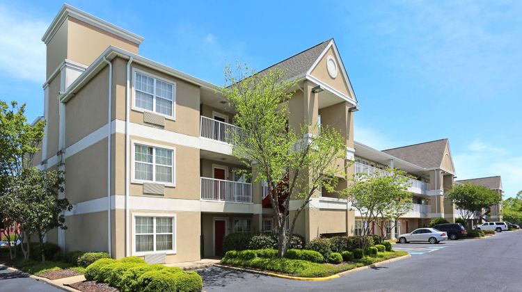 Home 1 Suites Extended Stay Exterior