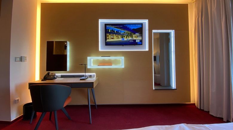 <b>Habakuk Hotel Room</b>. Images powered by <a href="https://www.leonardoworldwide.com/" title="Leonardo Worldwide" target="_blank">Leonardo</a>.