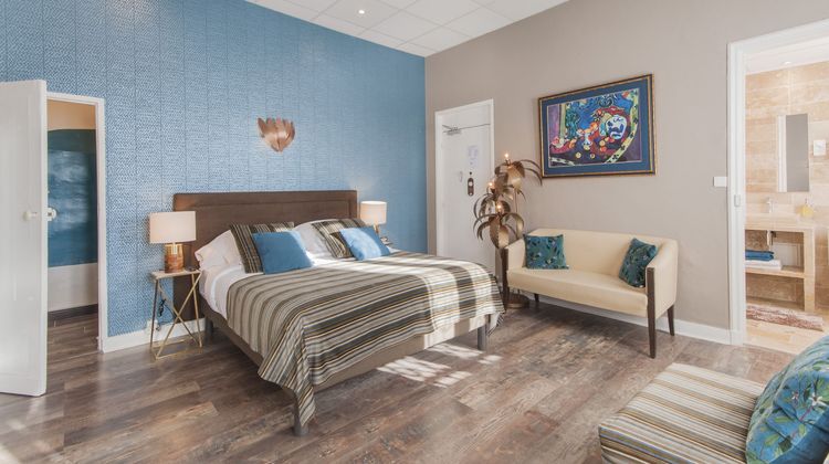 Hotel de Provence Room