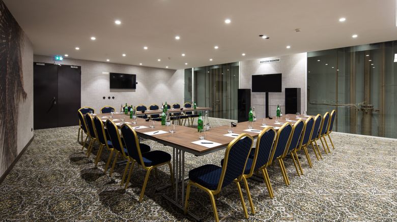<b>Pestana Porto-A Brasileira City Center Meeting</b>. Images powered by <a href="https://www.leonardoworldwide.com/" title="Leonardo Worldwide" target="_blank">Leonardo</a>.