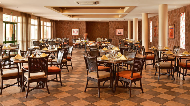 <b>Pestana Tropico Restaurant</b>. Images powered by <a href="https://www.leonardoworldwide.com/" title="Leonardo Worldwide" target="_blank">Leonardo</a>.