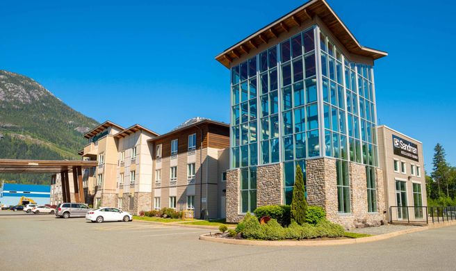 Sandman Hotel Squamish Exterior