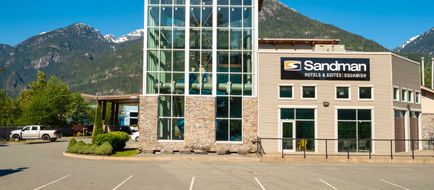 Sandman Hotel Squamish Exterior