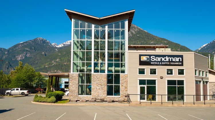 Sandman Hotel Squamish Exterior