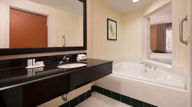 <b>Fairfield Inn & Suites Redding Suite</b>. Images powered by <a href="https://www.leonardoworldwide.com/" title="Leonardo Worldwide" target="_blank">Leonardo</a>.