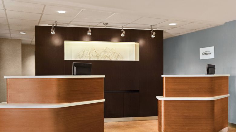 <b>Courtyard Roseville Marriott Lobby</b>. Images powered by <a href="https://www.leonardoworldwide.com/" title="Leonardo Worldwide" target="_blank">Leonardo</a>.