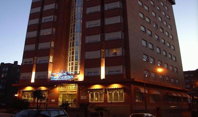 Hotel Porcel Torre Garden Exterior