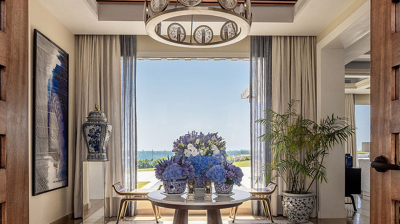 <b>Four Seasons Hotel Alexandria Lobby</b>. Images powered by <a href="https://www.leonardoworldwide.com/" title="Leonardo Worldwide" target="_blank">Leonardo</a>.