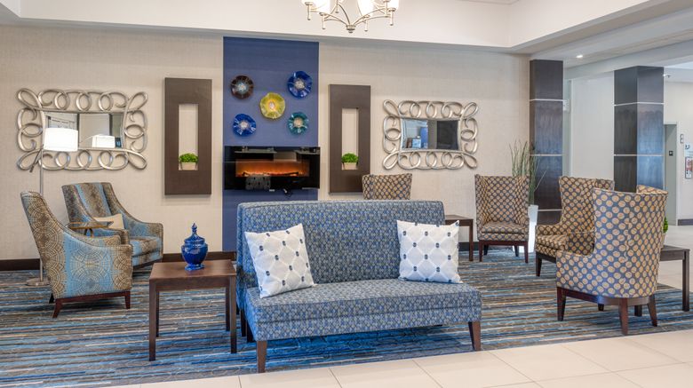 <b>Holiday Inn Express & Stes Edwardsville Exterior</b>. Images powered by <a href="https://leonardo.com/" title="Leonardo Worldwide" target="_blank">Leonardo</a>.