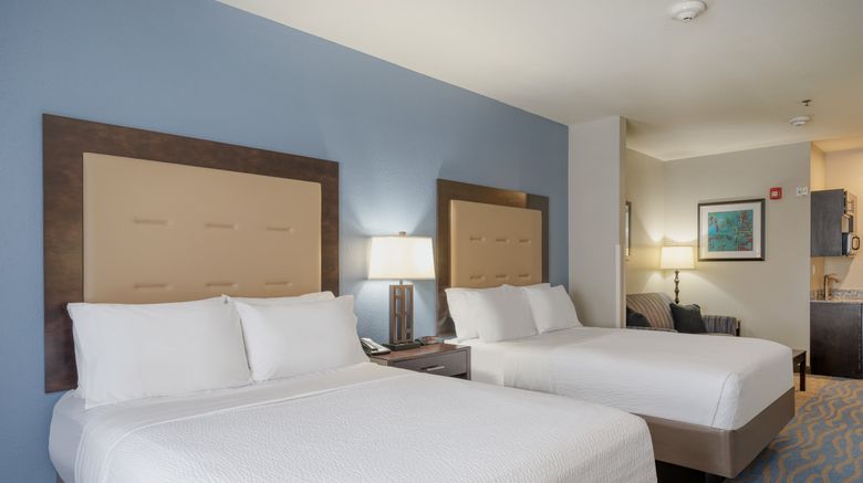 <b>Holiday Inn Express & Stes Edwardsville Room</b>. Images powered by <a href="https://leonardo.com/" title="Leonardo Worldwide" target="_blank">Leonardo</a>.