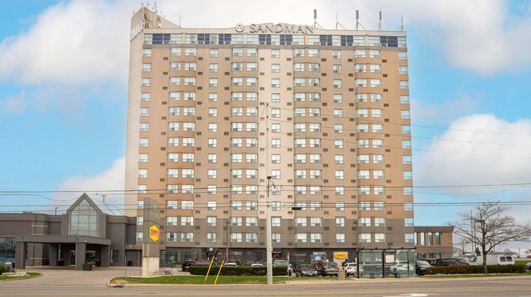 Sandman Signature Mississauga Hotel Exterior