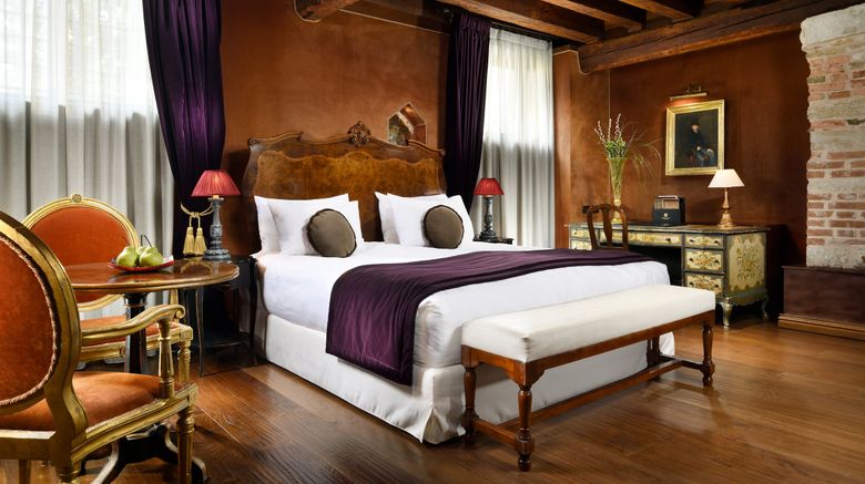 <b>Palazzo Venart Luxury Hotel Room</b>. Images powered by <a href="https://www.leonardoworldwide.com/" title="Leonardo Worldwide" target="_blank">Leonardo</a>.