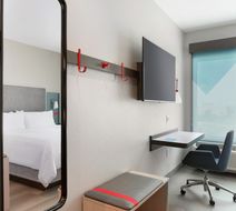 avid Hotel Billings West Room