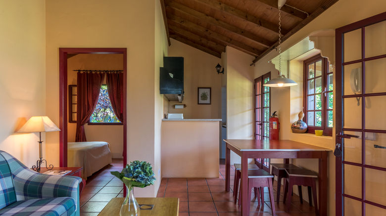 <b>Quinta Do Arco - Arco De Sao Jorge Room</b>. Images powered by <a href="https://www.leonardoworldwide.com/" title="Leonardo Worldwide" target="_blank">Leonardo</a>.