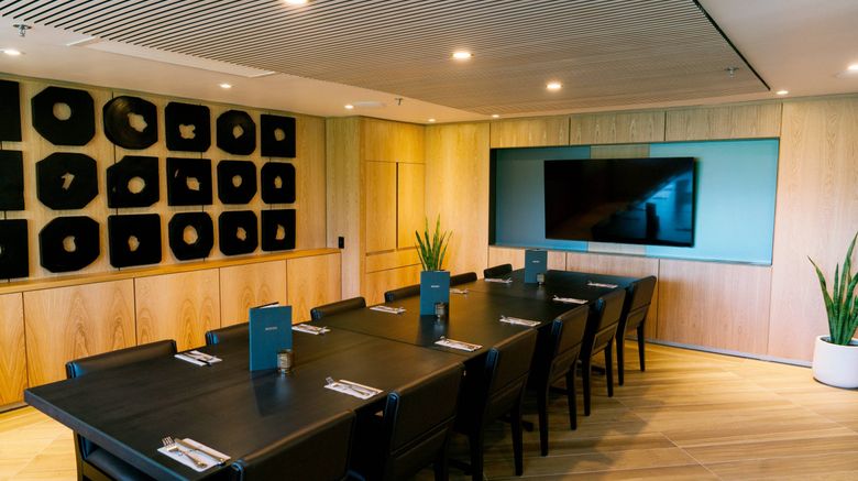 <b>Sandman Hotel Vancouver City Centre Restaurant</b>. Images powered by <a href="https://www.leonardoworldwide.com/" title="Leonardo Worldwide" target="_blank">Leonardo</a>.