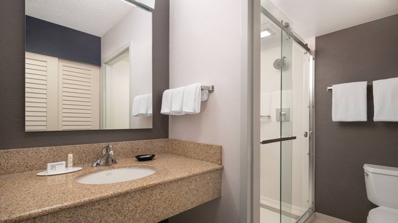 <b>Courtyard Fremont Silicon Valley Room</b>. Images powered by <a href="https://www.leonardoworldwide.com/" title="Leonardo Worldwide" target="_blank">Leonardo</a>.