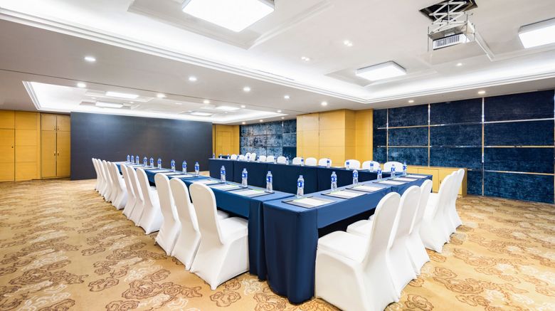 <b>Holiday Inn Shijiazhuang Central Meeting</b>. Images powered by <a href="https://www.leonardoworldwide.com/" title="Leonardo Worldwide" target="_blank">Leonardo</a>.