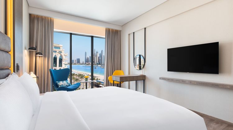 voco Dubai The Palm Room