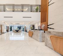Holiday Inn Riyadh The Business District Exterior