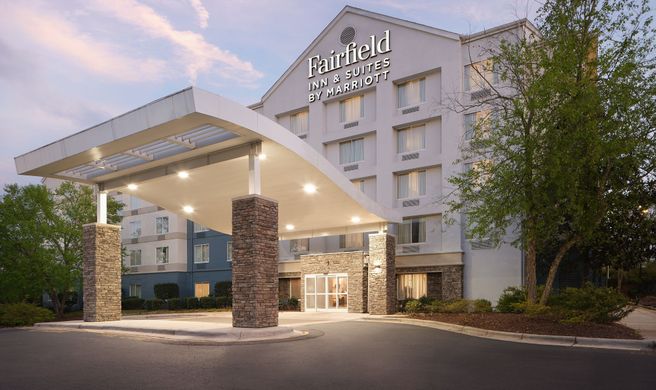 Fairfield Inn/Suites Raleigh-Durham Arpt Exterior