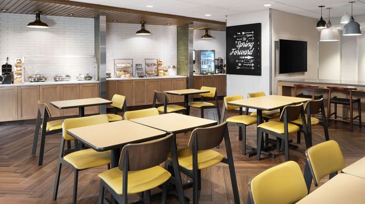 Fairfield Inn/Suites Raleigh-Durham Arpt Restaurant