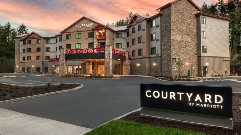 <b>Courtyard by Marriott Olympia Exterior</b>. Images powered by <a href="https://www.leonardoworldwide.com/" title="Leonardo Worldwide" target="_blank">Leonardo</a>.