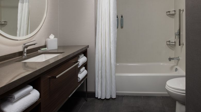 <b>Courtyard by Marriott Olympia Room</b>. Images powered by <a href="https://www.leonardoworldwide.com/" title="Leonardo Worldwide" target="_blank">Leonardo</a>.