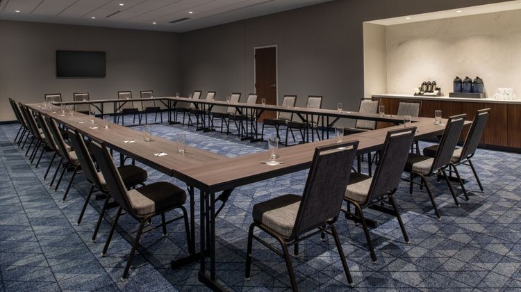 Courtyard by Marriott Olympia Meeting