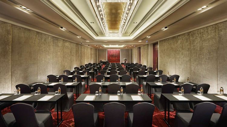 Grande Centre Point Sukhumvit 55 Meeting