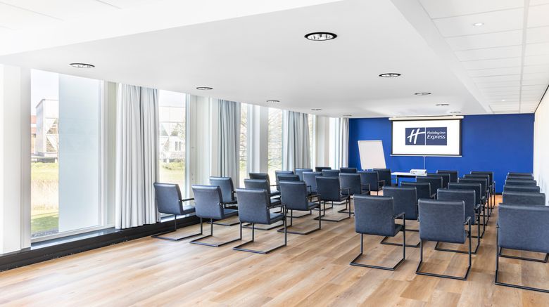 <b>Holiday Inn Express Utrecht - Papendorp Meeting</b>. Images powered by <a href="https://www.leonardoworldwide.com/" title="Leonardo Worldwide" target="_blank">Leonardo</a>.