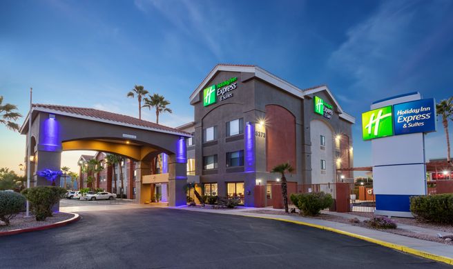 Holiday Inn Express & Suites Marana Exterior