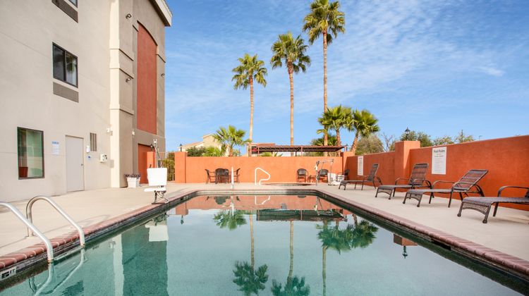 Holiday Inn Express & Suites Marana Pool