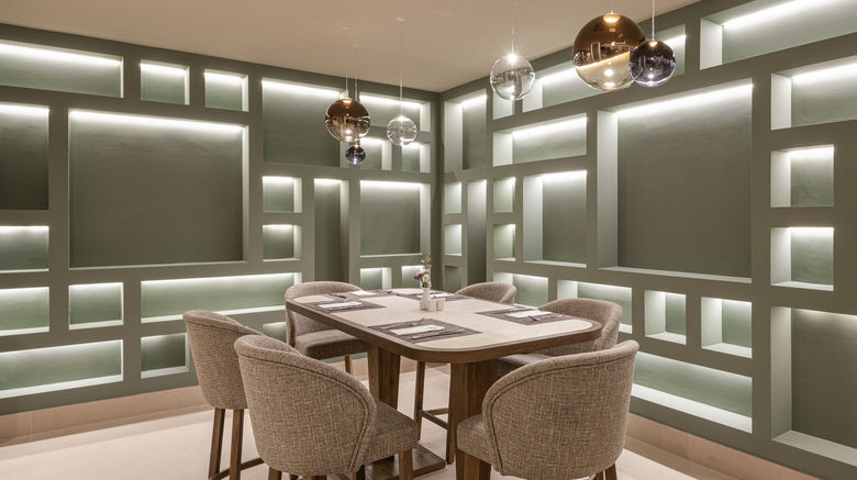 <b>Holiday Inn Thessaloniki Restaurant</b>. Images powered by <a href="https://www.leonardoworldwide.com/" title="Leonardo Worldwide" target="_blank">Leonardo</a>.