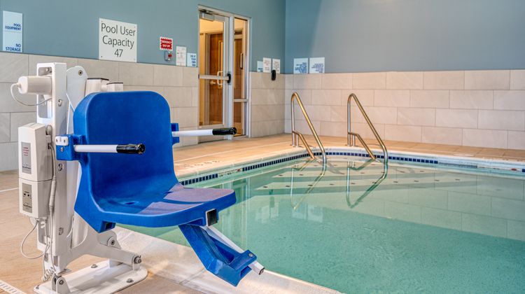 Holiday Inn Express & Stes Chesterfield Pool