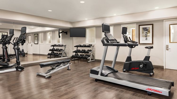 Staybridge Suites Fort Wayne Health Club